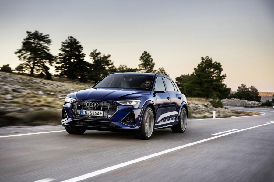  Audi e-tron S 2020 года  (WW) (фото 25 из 62)